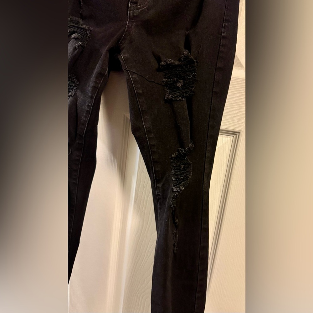 Aeropostale Black Distressed Jeggings - Picture 6 of 7